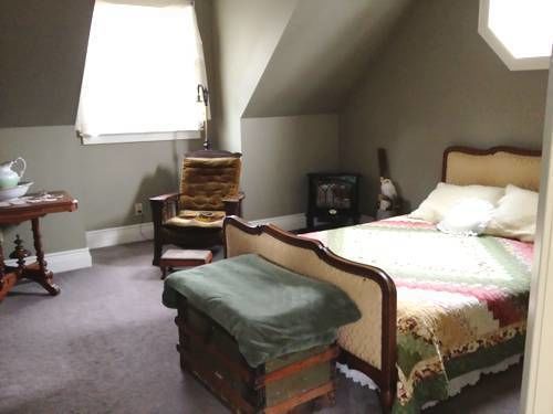 Antique Slumber Old Town Bed & Breakfast Ниагара-он-те-Лейк Экстерьер фото